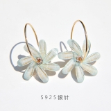 S925银针韩国明星同款花朵气质网红个性简约大耳环耳坠