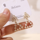 【真金电镀】S925银针韩国时尚简约风个性三角透明气质设计感耳钉耳饰女