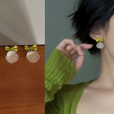 S925银针韩国小清新绿色蝴蝶结山茶花复古设计感花朵耳钉耳饰