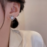 S925银针韩国猫眼石爱心高级感轻奢小众设计2022年新款潮耳钉耳饰