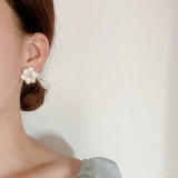 S925银针韩国花瓣2022年新款潮小众设计感高级感耳钉耳饰
