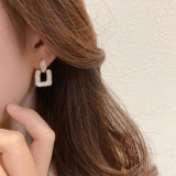 S925银针韩国金色方形气质小众轻奢高级设计感耳钉耳饰