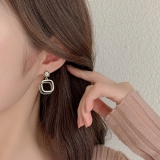 S925银针镶钻韩国几何方形冷淡个性小众轻奢气质高级设计感耳钉耳饰