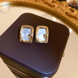 S925银针韩国贝母方形时尚复古百搭小众气质高级设计感耳钉耳饰