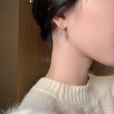S925银针韩国方形镶钻百搭小众轻奢气质高级设计感耳钉耳饰