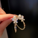 S925银针韩国珍珠镶钻蝴蝶网红气质轻奢小众高级设计感耳钉耳饰