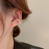 S925银针韩国网红几何C型珍珠麻花金属轻奢气质小众高级设计感耳钉耳饰