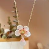 韩国简约甜美小清新粉白色花朵气质轻奢森系高级感项链