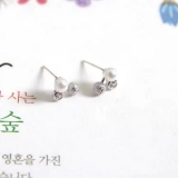 S925银针韩国简约法式复古珍珠镶钻小众气质高级设计感耳钉耳饰
