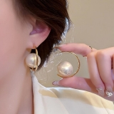 S925银针韩国简约精致气质珍珠时尚百搭个性轻奢小众高级设计感耳钉耳饰
