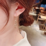 韩国设计感锆石螺旋流苏防丢耳线女气质时尚个性长款耳饰